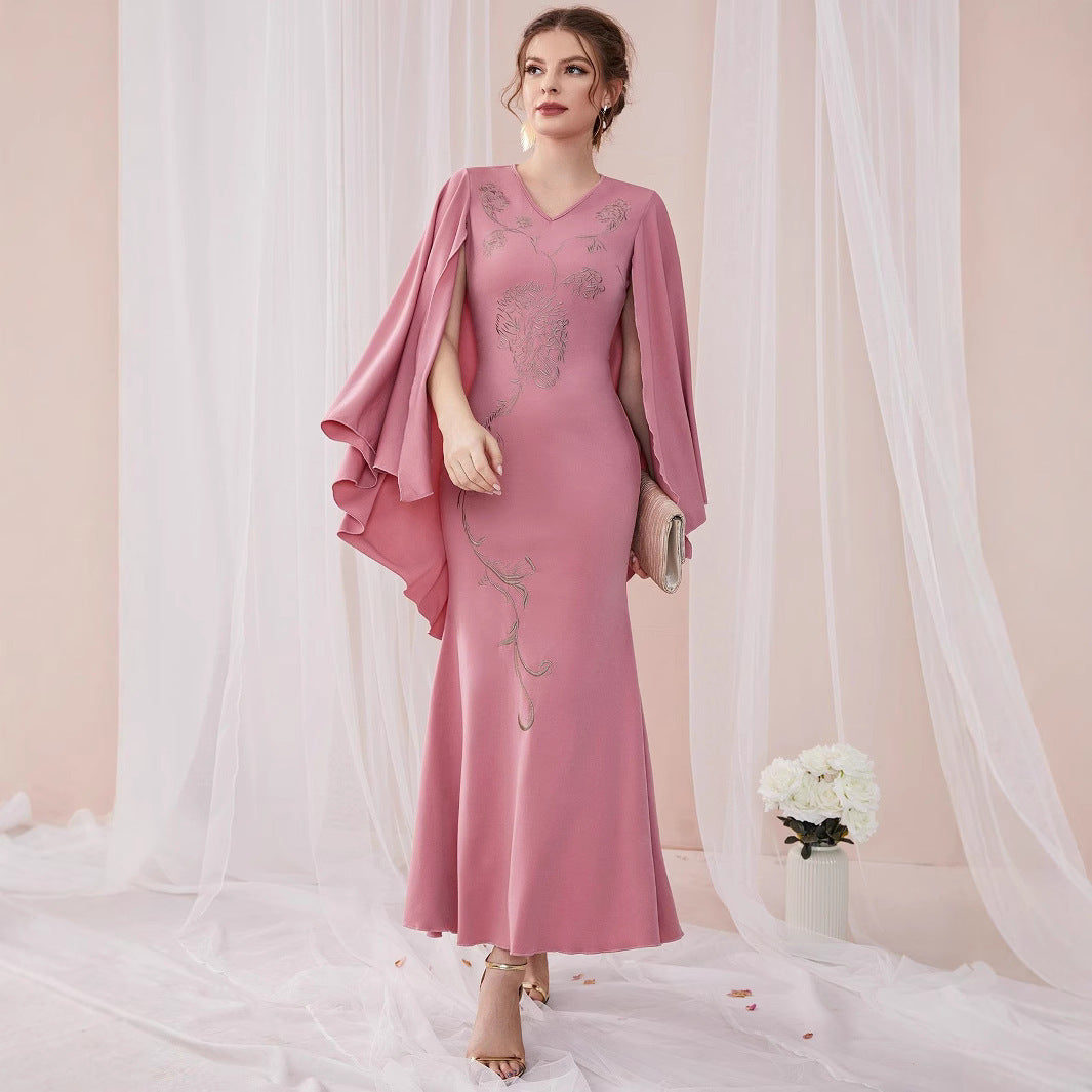 Embroidered Slim Bat Sleeve Sheath Dress